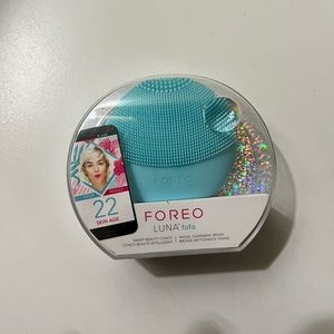 BRAND NEW FOREO Luna Fofo